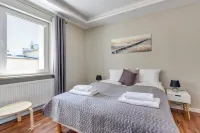 Costa Brava - Ekonomiczne Noclegi w Sopocie by Lion Apartments - Airport Shuttle