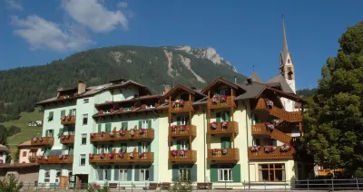 Laurino Hotels in der Nähe von Chiesa di S. Volfango