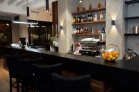 Alexandar Square Boutique Hotel - Baarit