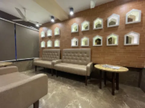Hotel Kailash Hotels in Parsa