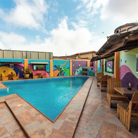 Bays Lodge, Accra