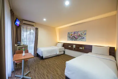 D'Agape Meeting & Conference Hotel dekat SEMAK DAUN VILLAGE