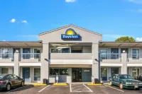 Days Inn by Wyndham Raleigh Glenwood-Crabtree Hotels in Raleigh