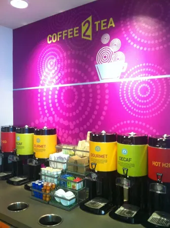 Home2 Suites by Hilton Philadelphia Convention Center Отели рядом с достопримечательностью «Philadelphia's Magic Gardens»