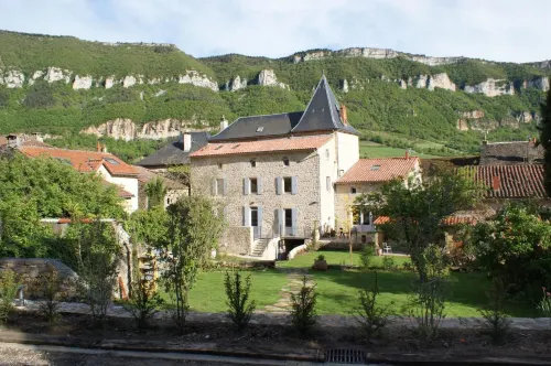 Les Frejals Hotels in Les Vignes