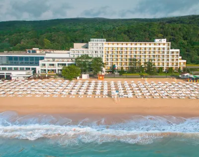 Grifid Encanto Beach Hotel - Medispa, Ultra All Inclusive & Private Beach