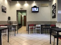 自由旅行家旅館 住宿飯店