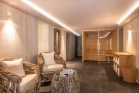 The Originals Boutique la Villa Ouest & Spa Hotels in Saint-Palais-sur-Mer