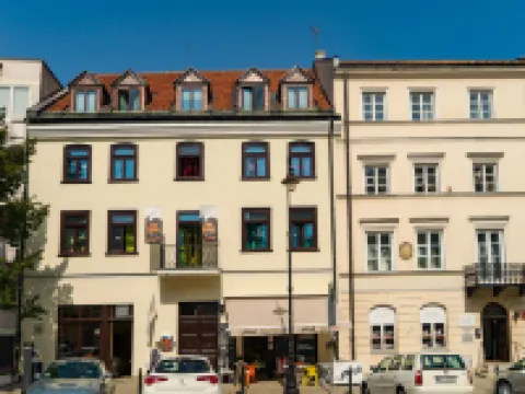 外出老城青年旅館 鄰近亞當·密茨凱維奇文學博物館的酒店