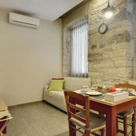 Mimoza Old Town Pula Apartments