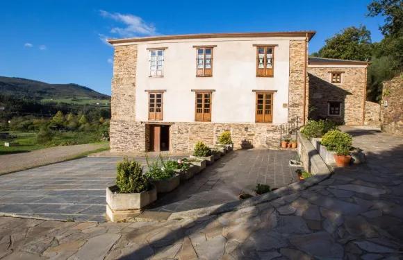 阿瑪迪歐卡索娜酒店