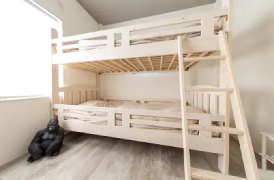 Guest House Gorilla! Hotels near Ikuno Ward