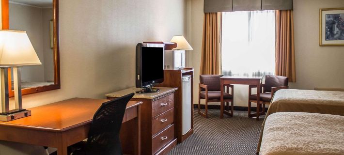 Baymont by Wyndham Youngstown Hotels in Trumbull County