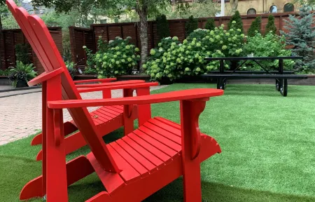 Pembroke Inn Отели рядом с достопримечательностью «Парк Раундхаус»