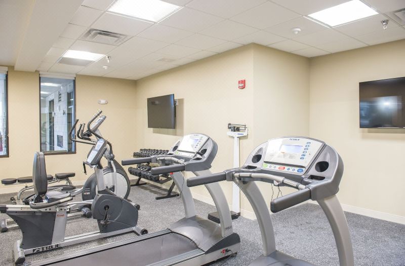 Candlewood Suites Fargo South - Medical Center by IHG photo 3