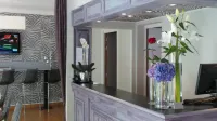 Hôtel le Cambronne Hotel a Reze