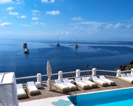 La Piazza Luxury Hotel & Spa Hotéis em Panarea