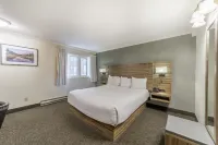 Alpenhof Lodge - parking