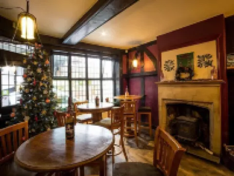 The Cardinals Hat Hotels in Worcester