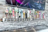 Cobblestone Hotel & Suites - Janesville - bar