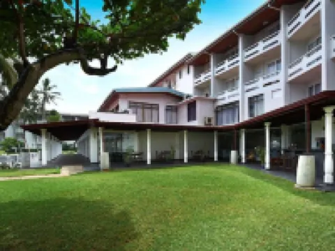 Berjaya Hotel Colombo โรงแรมในเมานต์ลาวิเนีย