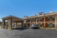 Quality Inn Covington Hotels in Covington