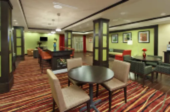 Holiday Inn Express & Suites HOUSTON EAST - BAYTOWN by IHG