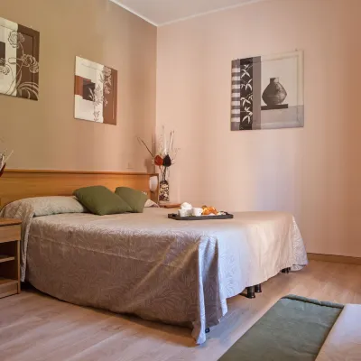 Hotel Adriano Các khách sạn gần Ga Monte Grappa