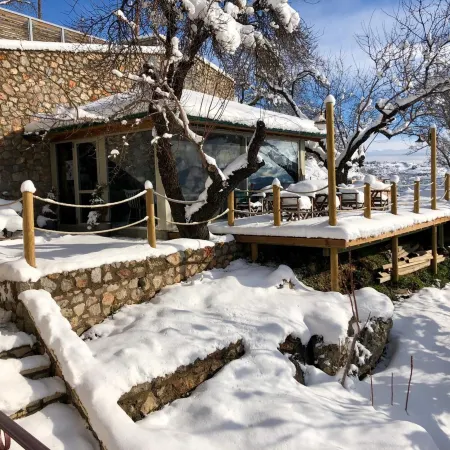 AlmondHouse Suites with Fireplace - Adults Only