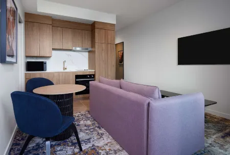Adina Apartment Hotel Pentridge Melbourne Отели в г. Preston