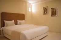 คาซาโนอาโคโลเนียลรูมส์ โรงแรมใน