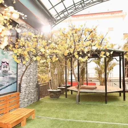 Bình An Nhiên Hotel Отели рядом с достопримечательностью «Гора Нон Нуок»