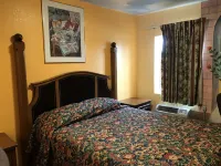 Deluxe Inn Hotels in Indio