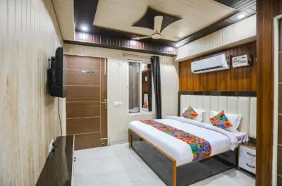 Family Rose Guest House Millennium. Hotels in Gulshan-E-Jamal