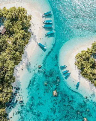 Tanjung Tinggi Cottage Hotels near Trans Bali Belitung