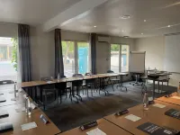 Hôtel Kyriad Direct Montpellier Saint Jean de Vedas La Peyriere Hotels in Fabregues