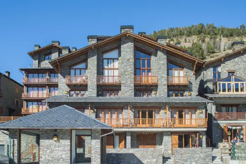 Apartamentos Ona Dorada El Tarter Hotels in Ransol