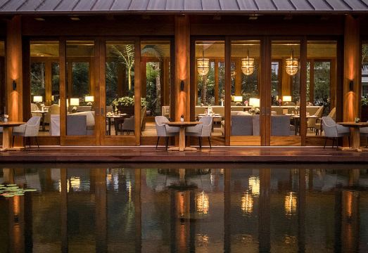 다이닝 이미지 1