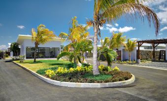 Corail Bleu Private Pool & Garden Villas by Lov