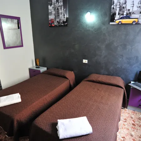 Alcaravaneras Hostel