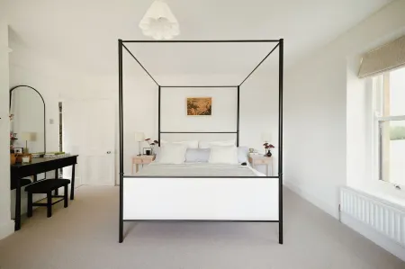 Trinity Farmhouse - Stunning House & Gardens! Отели в г. Сайренсестер