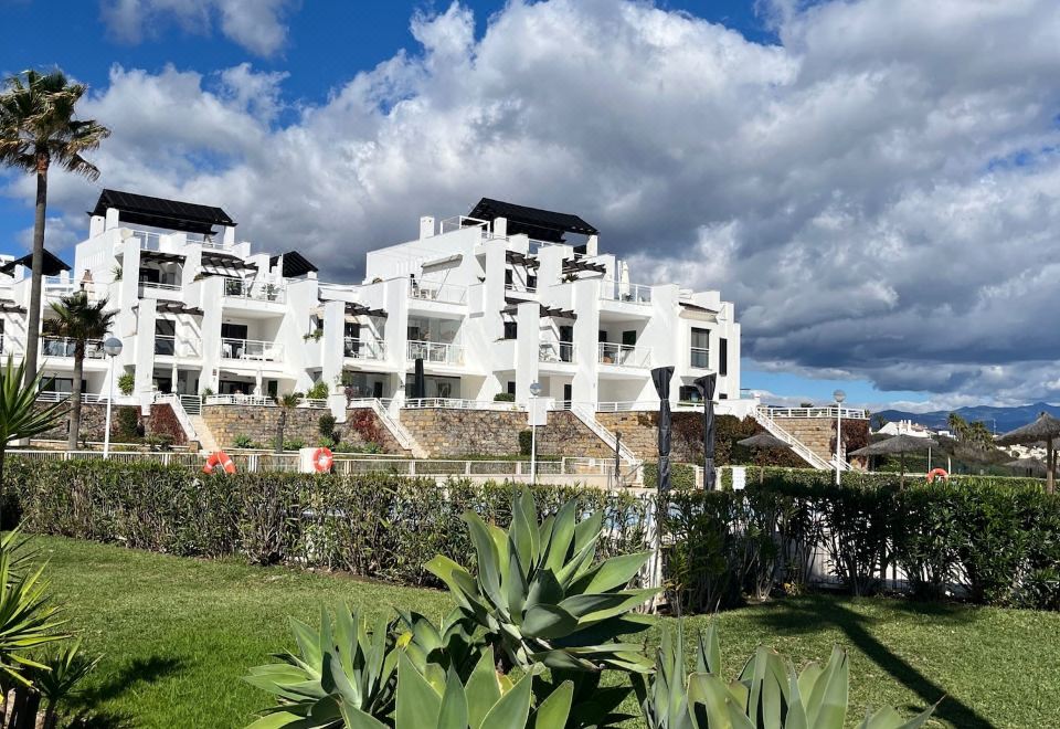 Hotel Premium Luxury-Casares Del Mar-Seaside Apartment, Exterior, Garden
