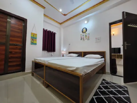 Narayans Residency Отели в г. 