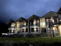 Whispering Pines Lachung Hotels in 
