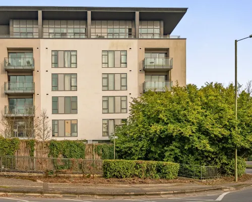 Festival Place Modern Town Center Apt Hotel a Basingstoke