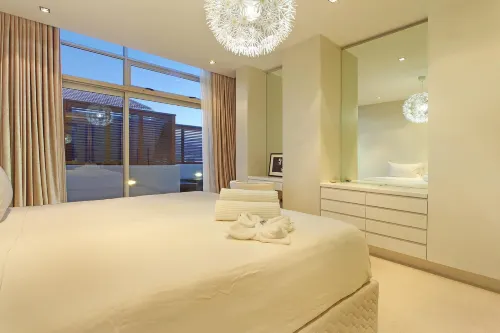 해변 근처 수영장 있는 바다 전망 3베드 아파트먼트, 글렌 선셋