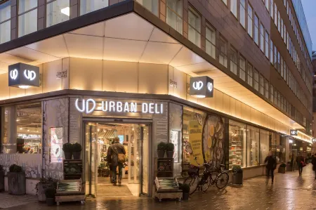 Hotel with Urban Deli