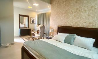 2Bedroom BahriaTown-Manzar Holiday Homes