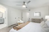 5BR Citrus Estate Sleeps 13 Free Htd Pool Gameroom