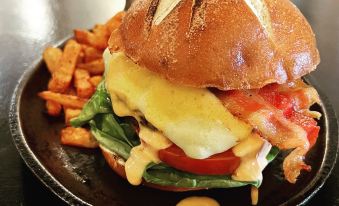 Hotel & Suites le Dauphin Drummondville
